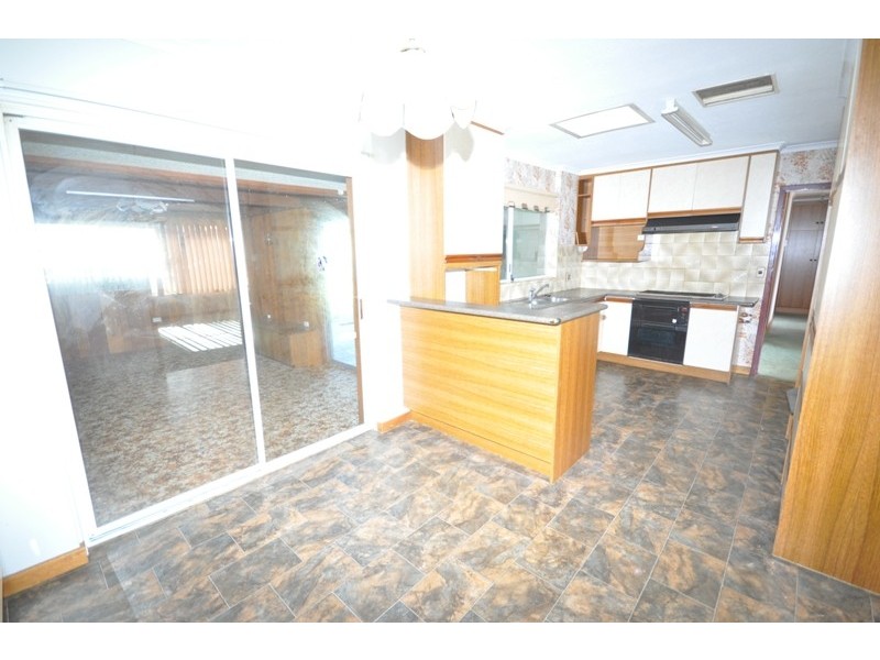 31 Buckingham Drive, Salisbury East SA 5109