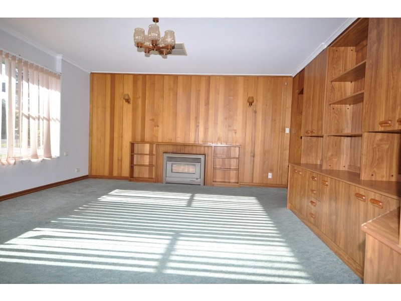 31 Buckingham Drive, Salisbury East SA 5109