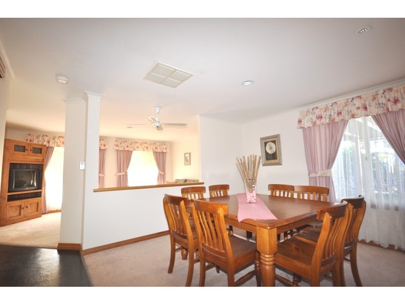 16 Roseworthy Drive, Andrews Farm SA 5114