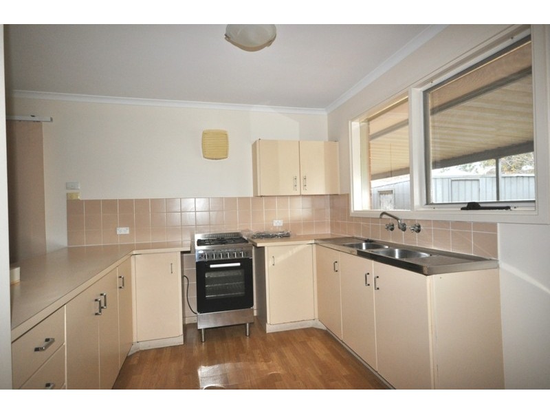 27 Trevalsa Court, Salisbury Heights SA 5109