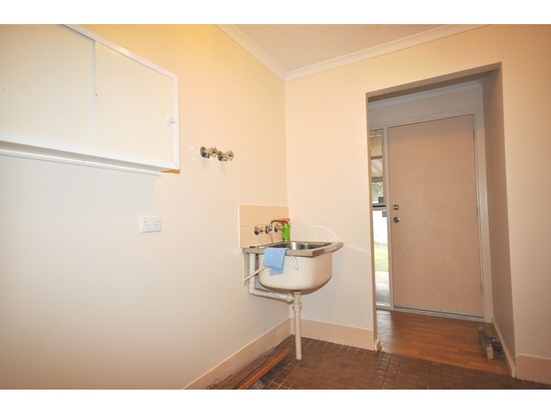 27 Trevalsa Court, Salisbury Heights SA 5109