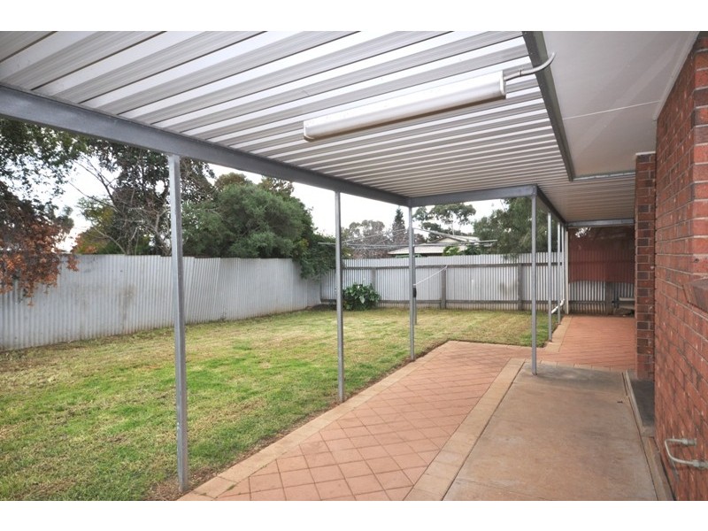 27 Trevalsa Court, Salisbury Heights SA 5109