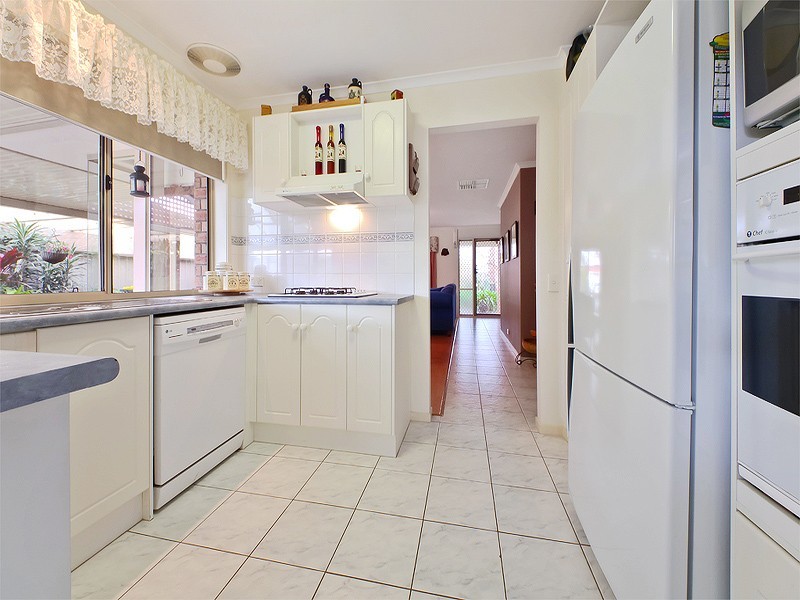 10 Lakeview Drive, Parafield Gardens SA 5107