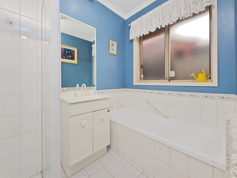 10 Lakeview Drive, Parafield Gardens SA 5107