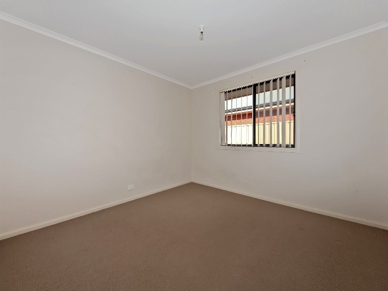 4 Cherry Avenue, Direk SA 5110