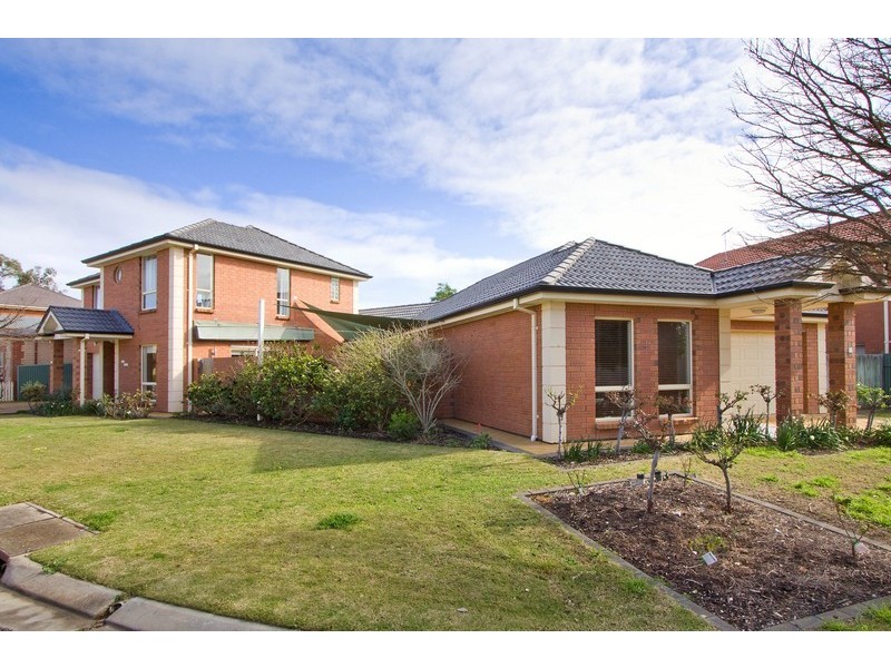 4 Lakewood Court, Mawson Lakes SA 5095