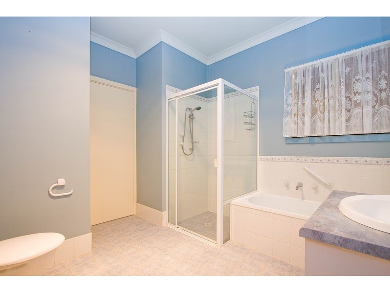 4 Lakewood Court, Mawson Lakes SA 5095