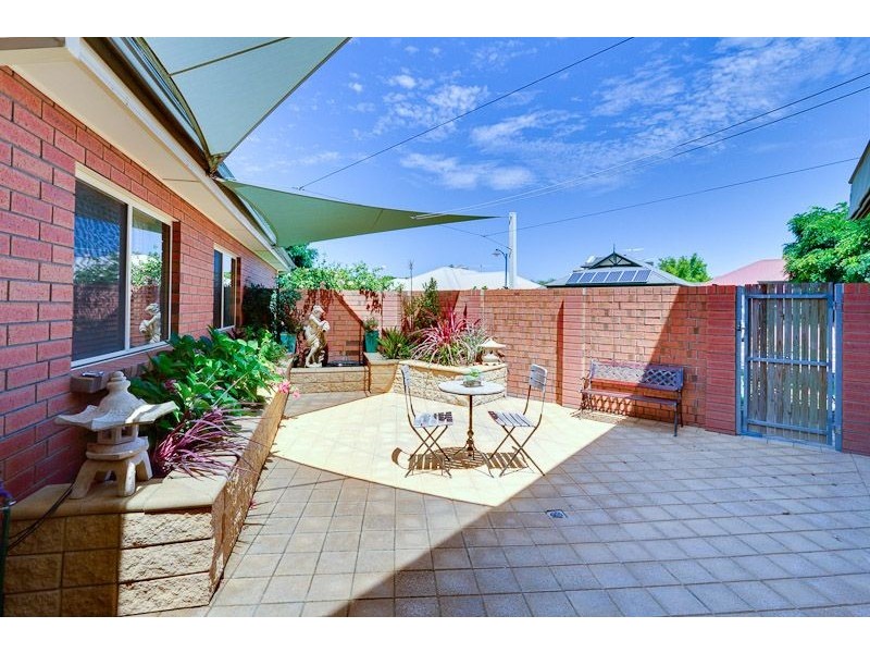 4 Lakewood Court, Mawson Lakes SA 5095