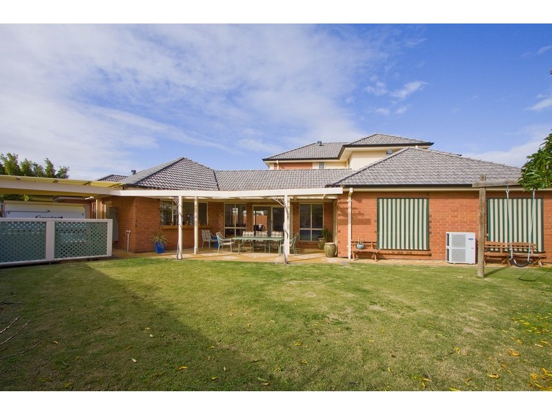 4 Lakewood Court, Mawson Lakes SA 5095