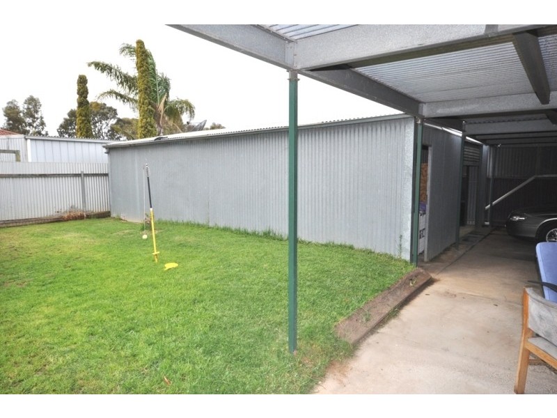 12 Bond Avenue, Burton SA 5110