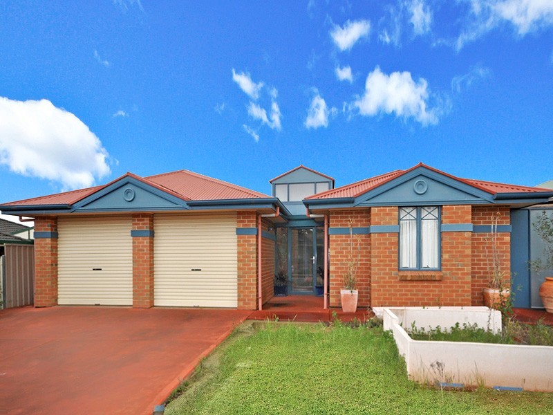 7 Trinity Drive, Evanston Park SA 5116