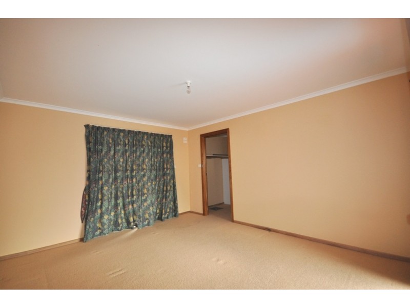 7 Trinity Drive, Evanston Park SA 5116