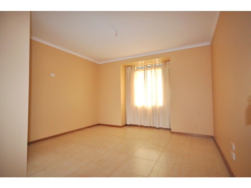 7 Trinity Drive, Evanston Park SA 5116