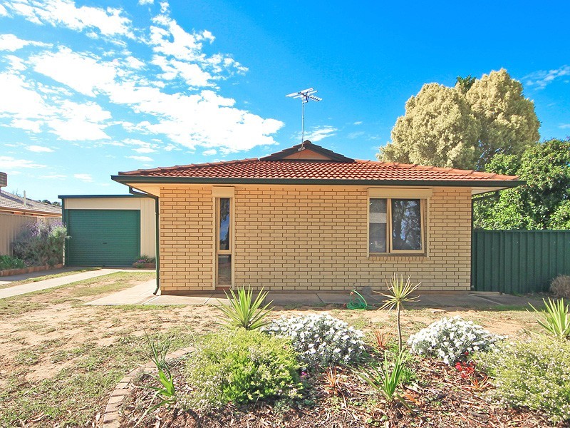 5 Salas Road, Parafield Gardens SA 5107