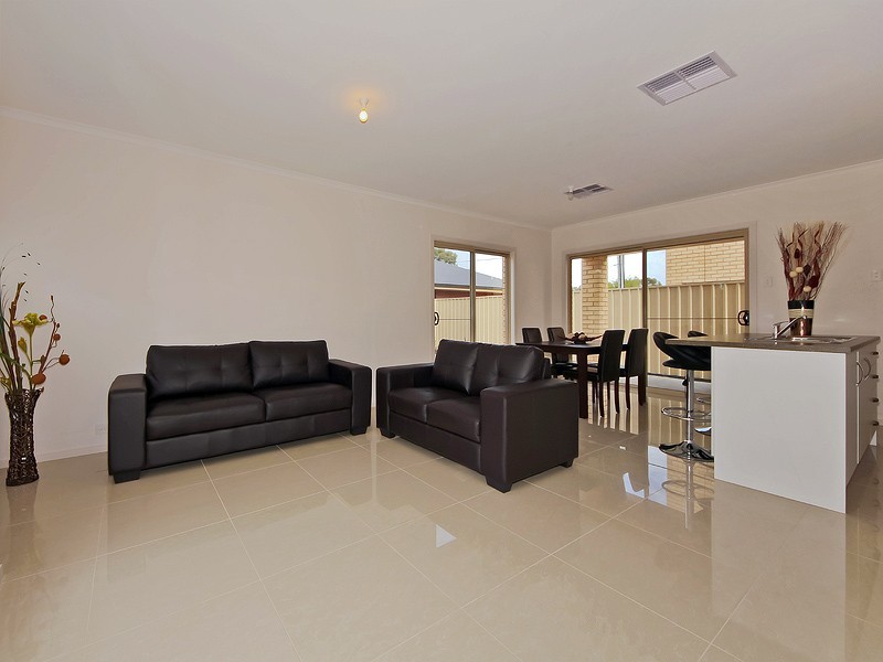 6 Martins Road, Paralowie SA 5108