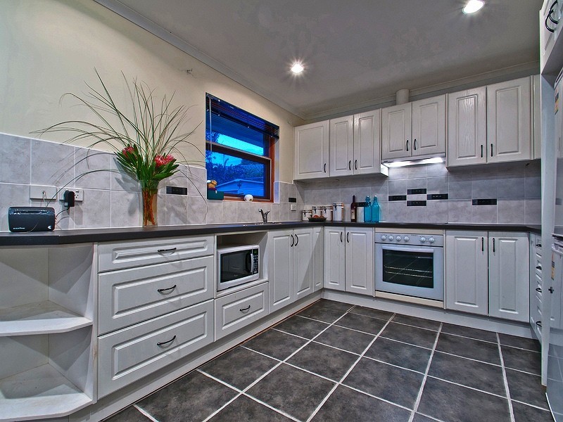 32 Danielle Drive, Salisbury Plain SA 5109