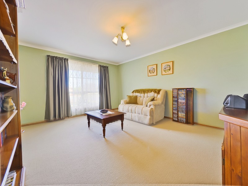 1 Russo Avenue, Parafield Gardens SA 5107