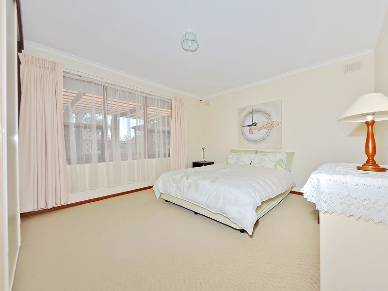 12 Almond Drive, Salisbury SA 5108