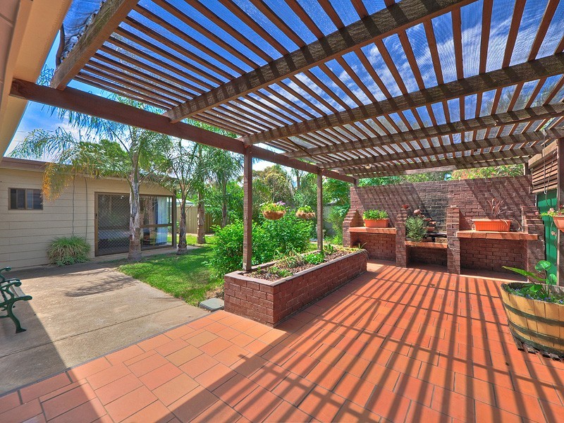 12 Almond Drive, Salisbury SA 5108