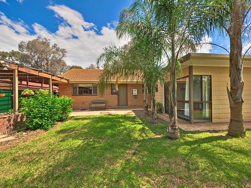 12 Almond Drive, Salisbury SA 5108
