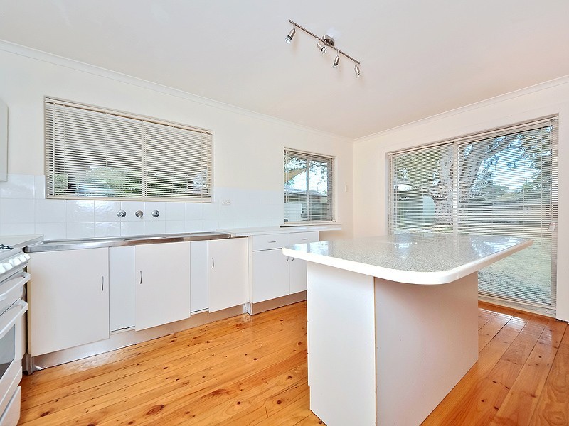 5 Dunne Crescent, Salisbury East SA 5109