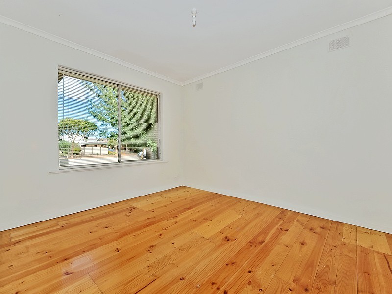 5 Dunne Crescent, Salisbury East SA 5109