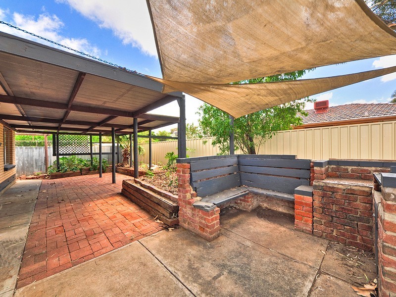 5 Dunne Crescent, Salisbury East SA 5109