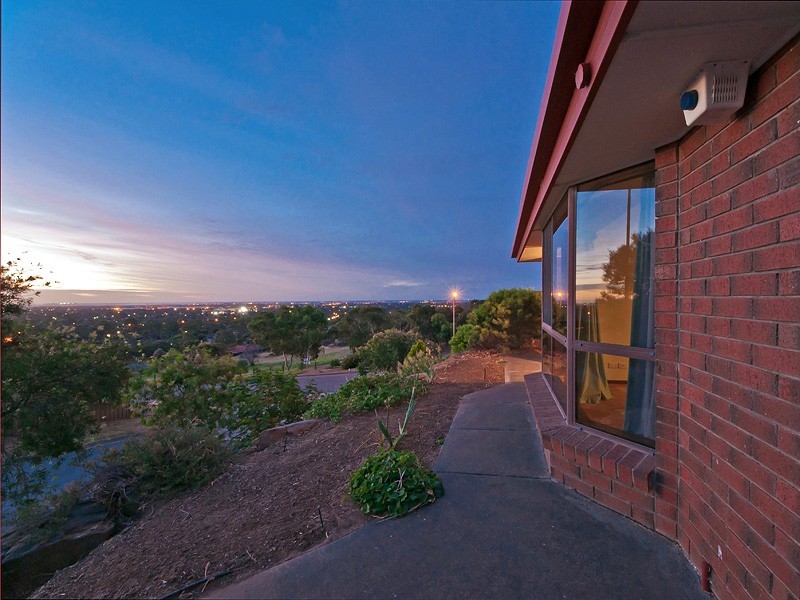 1 Windsor Court, Hillbank SA 5112