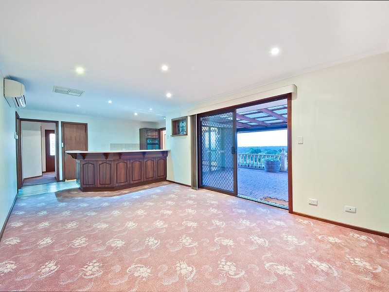 1 Windsor Court, Hillbank SA 5112