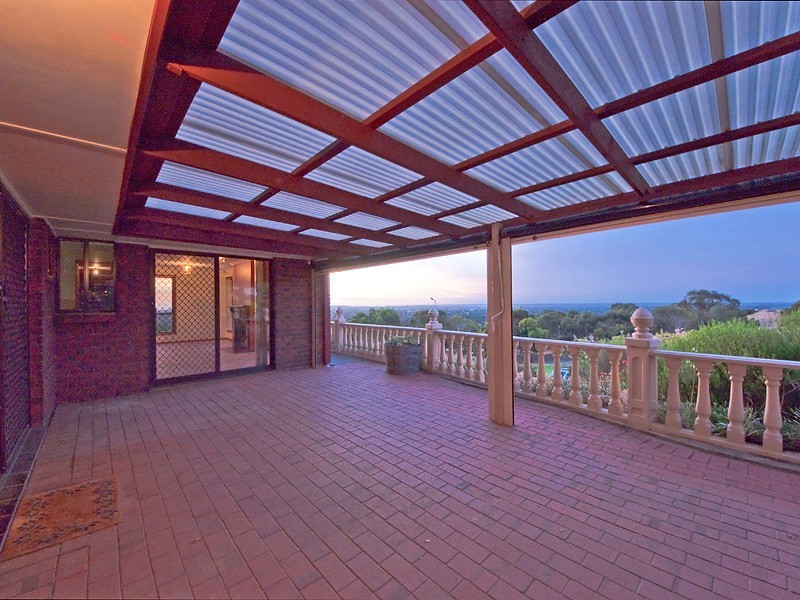 1 Windsor Court, Hillbank SA 5112