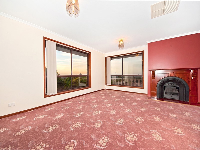 1 Windsor Court, Hillbank SA 5112