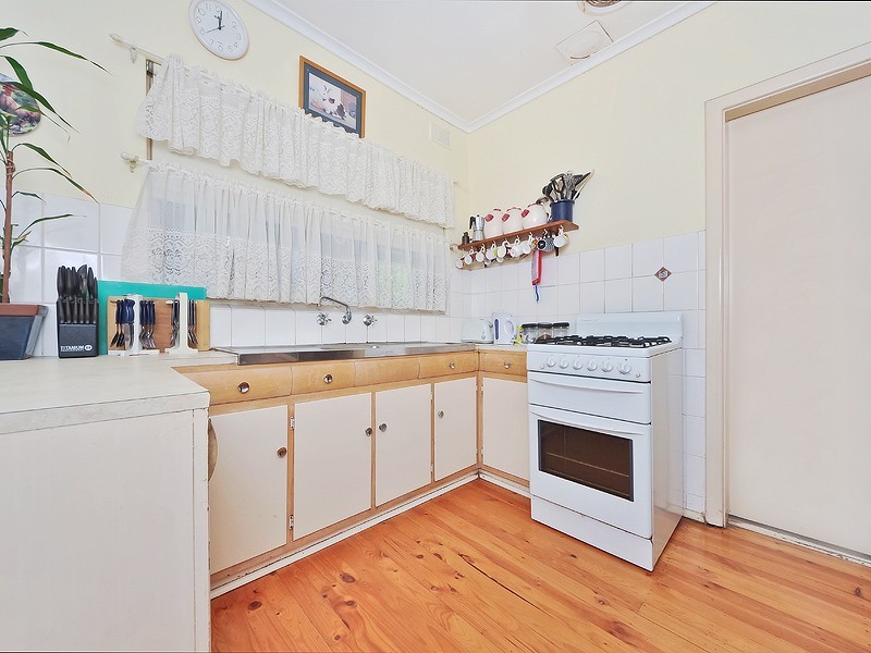 15 Weerana Road, Salisbury Plain SA 5109