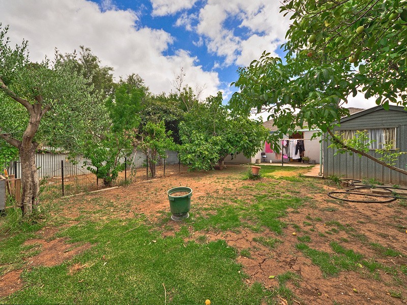 15 Weerana Road, Salisbury Plain SA 5109