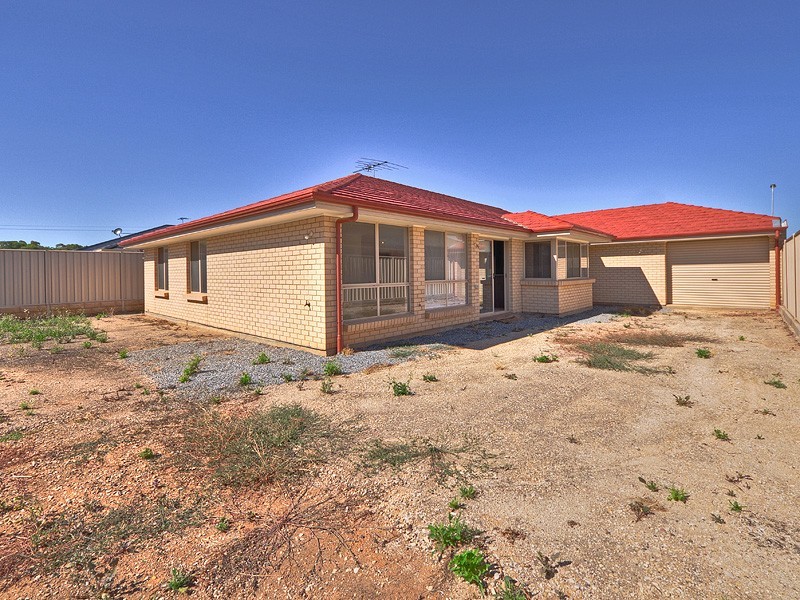 5 Melvina Road, Paralowie SA 5108