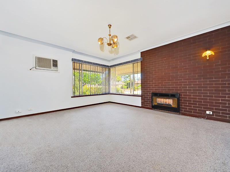 42 Meath Avenue, Salisbury Downs SA 5108