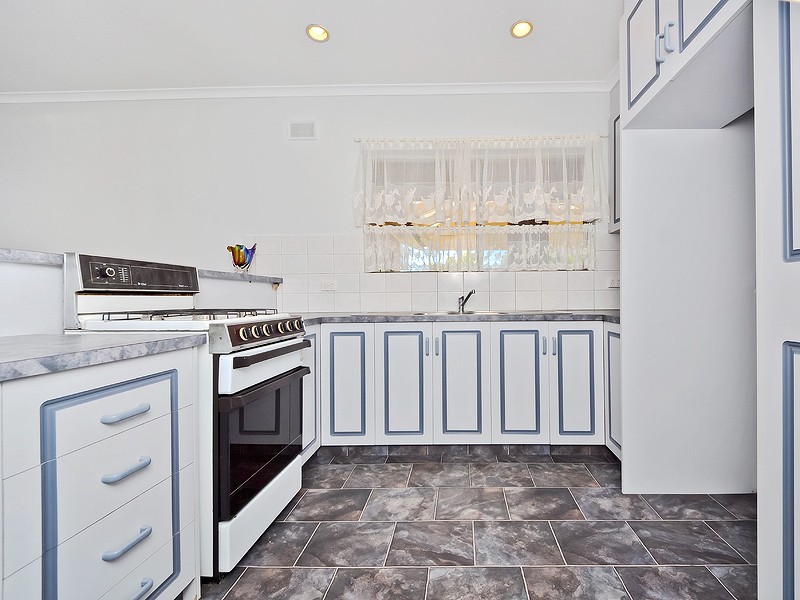 42 Meath Avenue, Salisbury Downs SA 5108