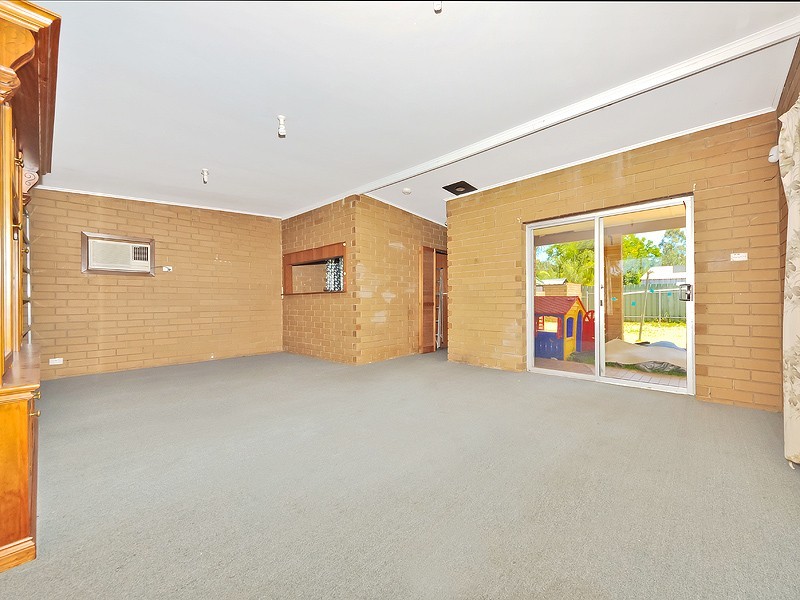 42 Meath Avenue, Salisbury Downs SA 5108