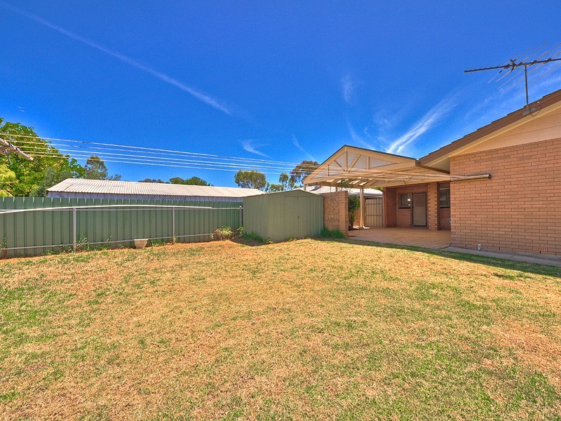 42 Meath Avenue, Salisbury Downs SA 5108