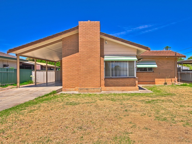 42 Meath Avenue, Salisbury Downs SA 5108
