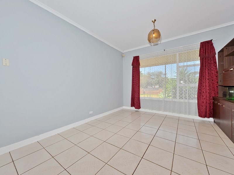 64 Ridley Road, Elizabeth South SA 5112