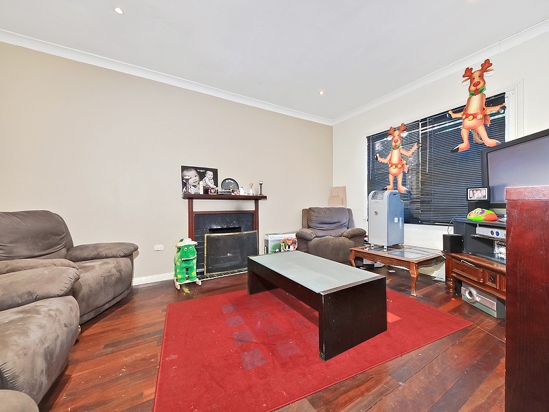 16 Marnhull Street, Elizabeth Grove SA 5112