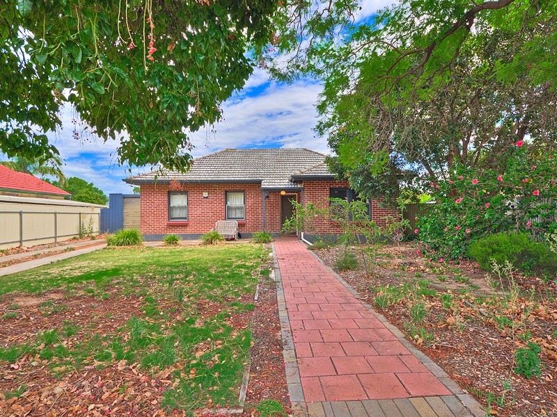 16 Marnhull Street, Elizabeth Grove SA 5112