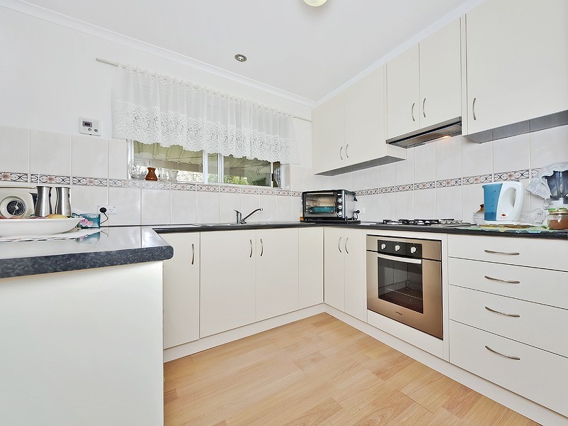 6 Barton Crescent, Burton SA 5110