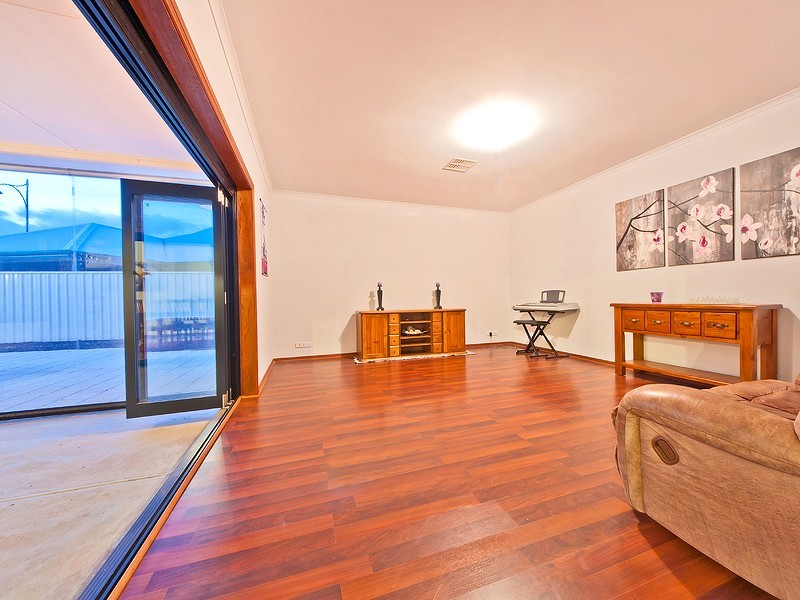 72 Springbank Boulevard, Burton SA 5110