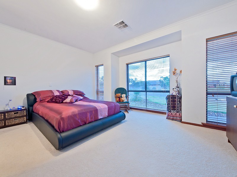 72 Springbank Boulevard, Burton SA 5110