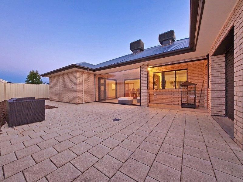 72 Springbank Boulevard, Burton SA 5110