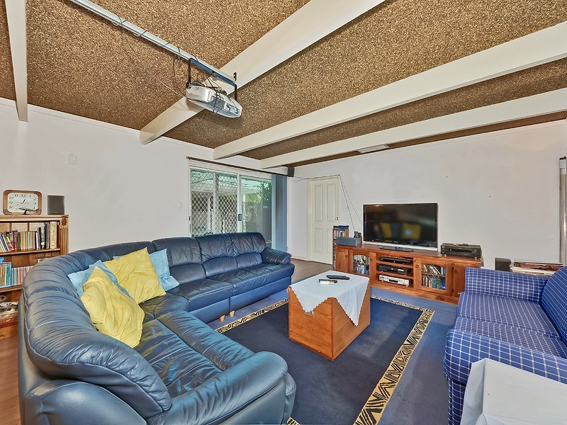 16 Lawrie Avenue, Salisbury SA 5108