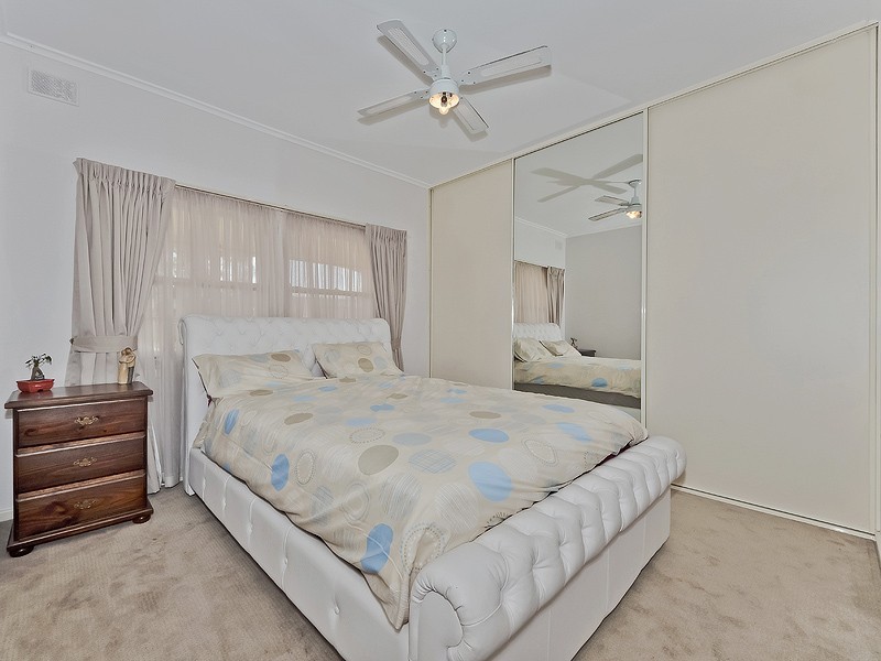 30 Athalie Avenue, Parafield Gardens SA 5107