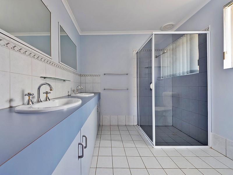 4 Riva Court, Paralowie SA 5108