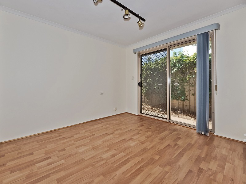 4 Riva Court, Paralowie SA 5108